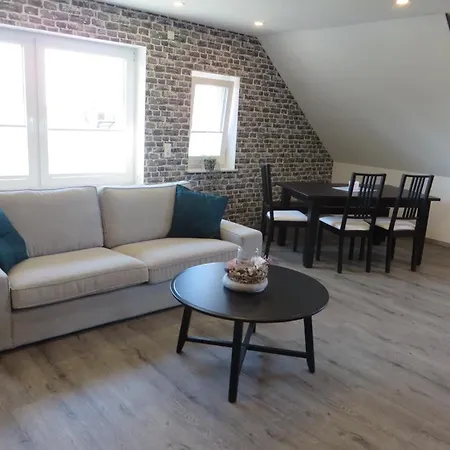 Apartment Neu! Huus Up Hoecht 3